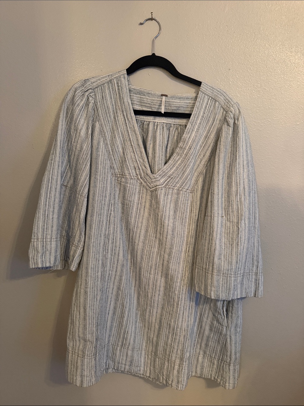 Free People Light Gray Striped V-Neck Tunic